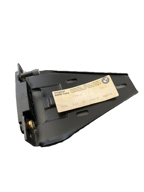 BMW Gate Bracket