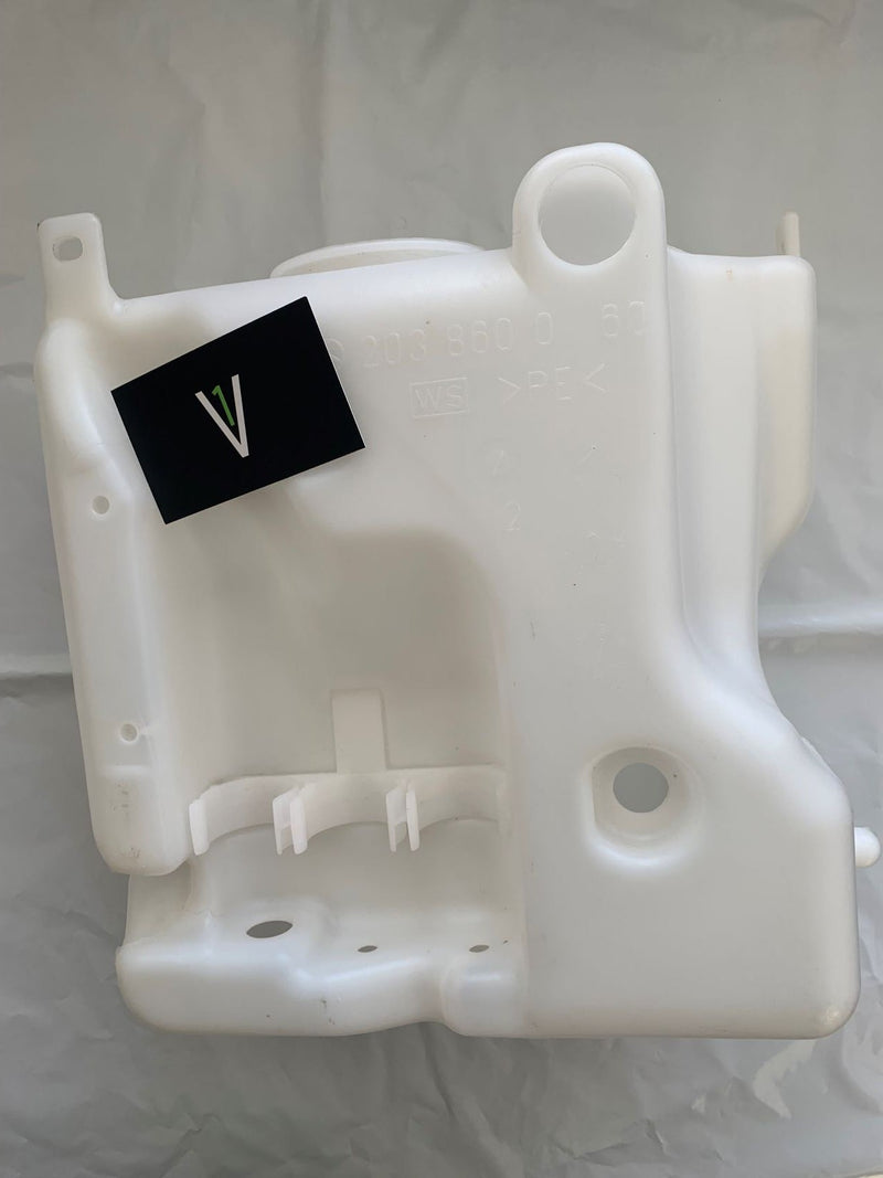 Mercedes-Benz Windshield Washing Reservoir